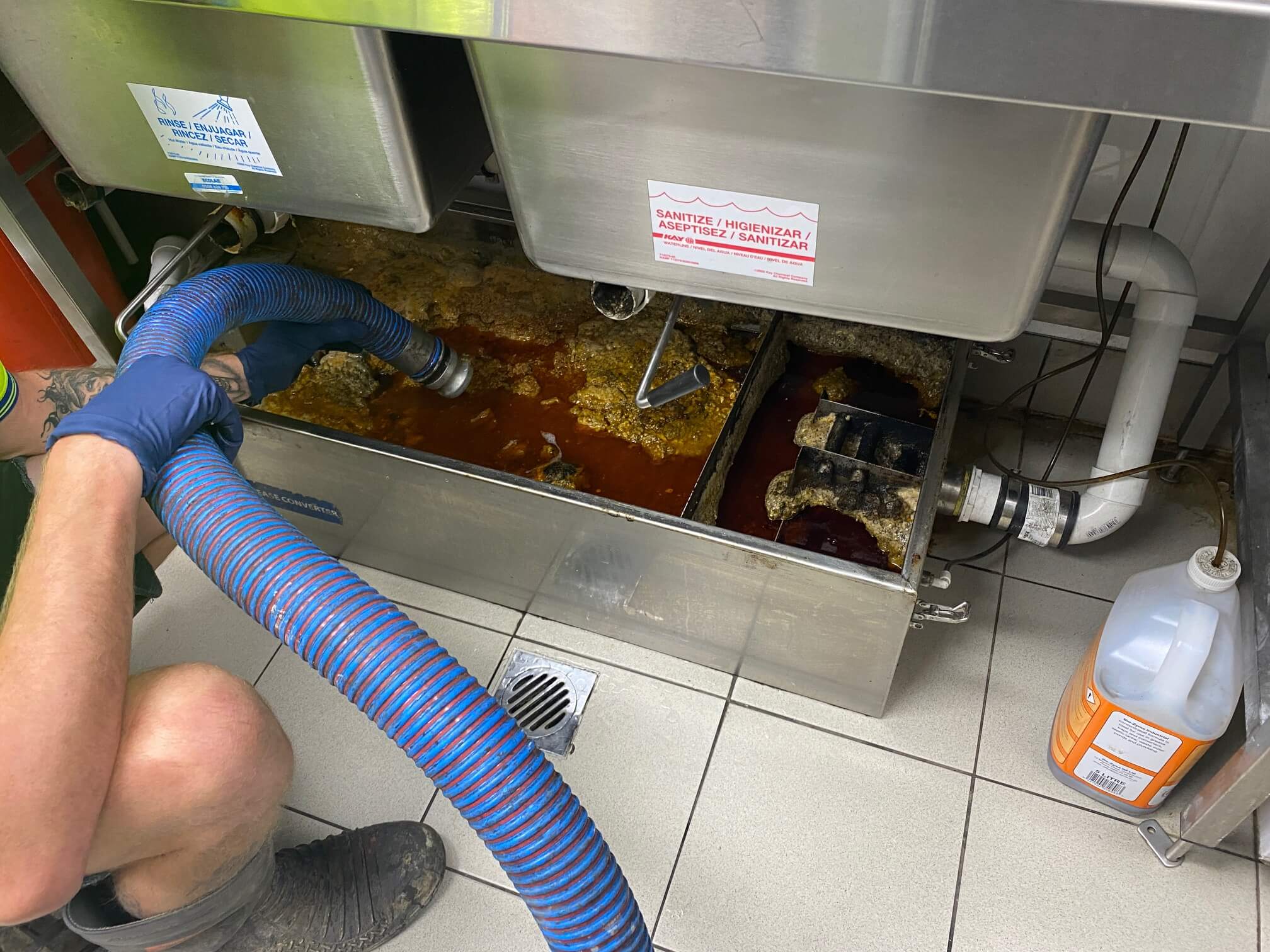 Grease Trap Cleaning in Lakeside